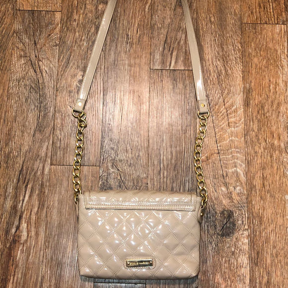 SOLD - Steve Madden - Picture 3 of 4